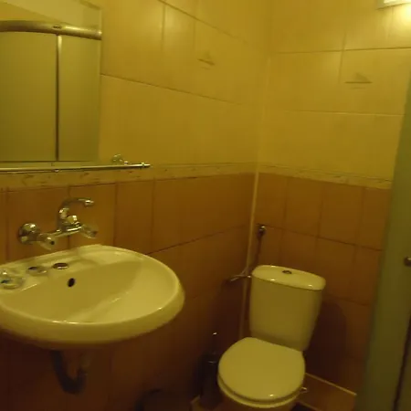 Konukevi Edelweiss 3*